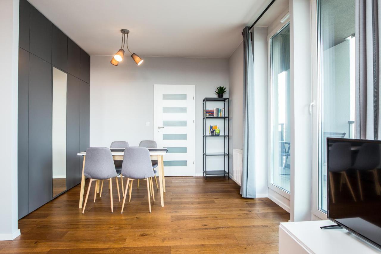 Mogilska Tower Apartments Near Tauron Arena By Inpoint - Free Underground Parking Cracovie Extérieur photo