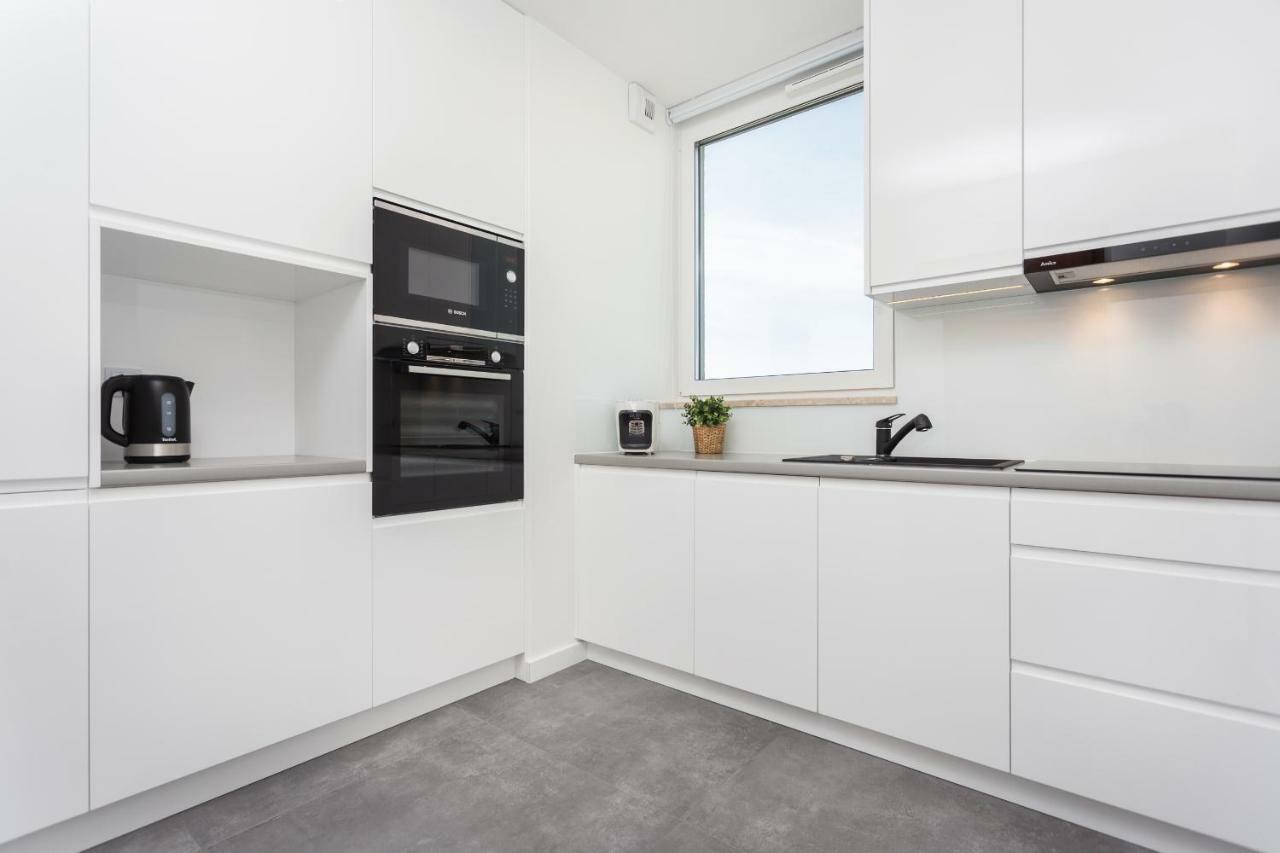 Mogilska Tower Apartments Near Tauron Arena By Inpoint - Free Underground Parking Cracovie Extérieur photo